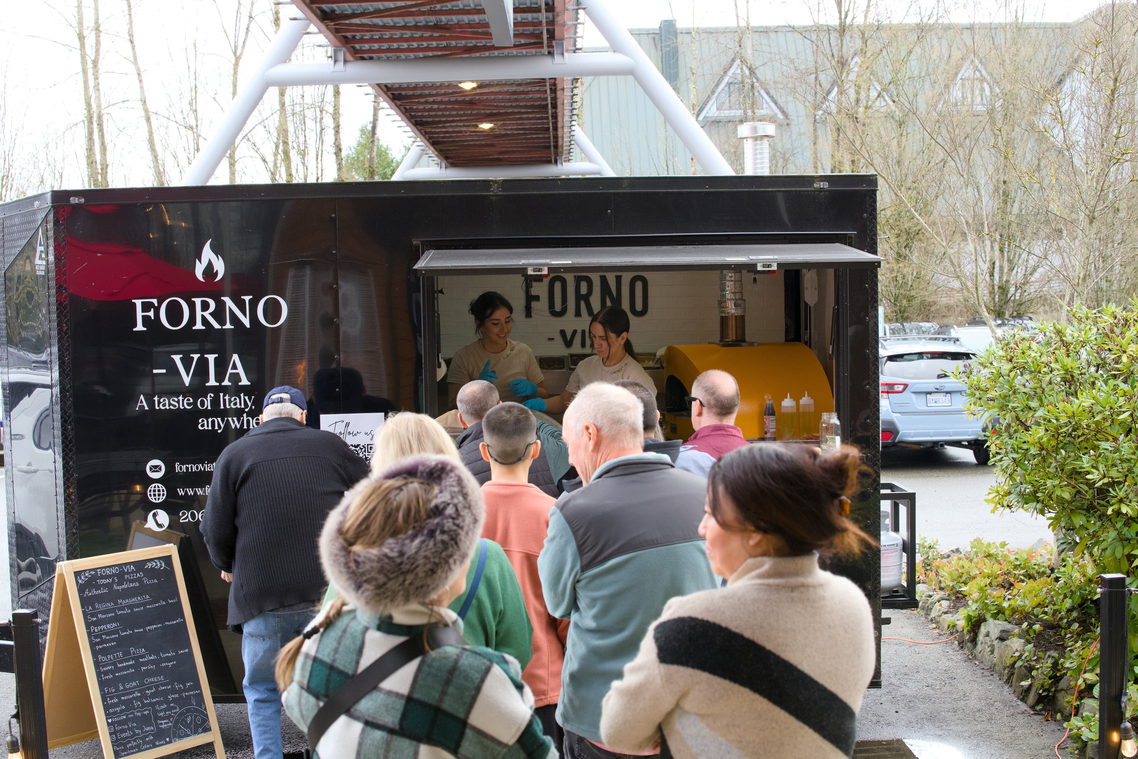Forno Via pop-up event at a local brewery
